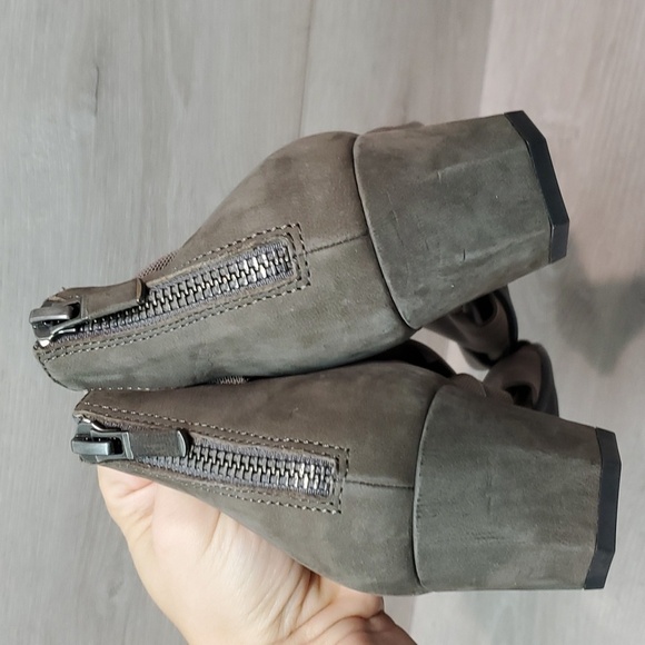 NEW Eileen Fisher Women Joy Mesh Knot Crisscross Heels Sandals shoes sz 8.5 - Picture 7 of 11